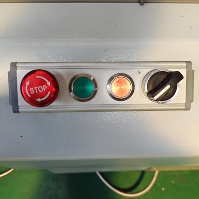 アルミプロファイル 4軸 CNC加工センター カーテンウォールの工場のための4軸で自動制御