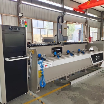 3000mm /3200mm オートツール交換 CNC 掘削加工センター CNC コピールーター アルミ 窓 ドア 製造 機械