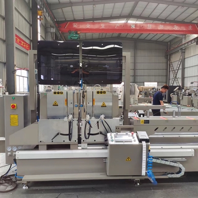 窓を作る機械 CNC 切断機械 二重ヘッド ミトラ サーブ 製 アルミ プロフィール CE 証明書