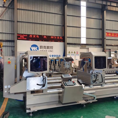 6000mm CNC ダブルミトラ切断サー 45 °Cと90 °Cの切断角度でアルミとPVC