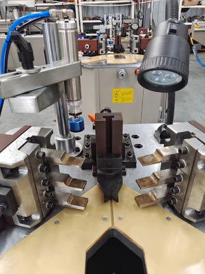 高品質の窓機 シングルヘッド アルミ窓コーナー組み合わせ機/コーナークリッピングマシン