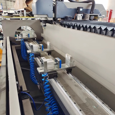 3200mm 3000mm CNC コピールーター アルミとPVCのCneterを加工する