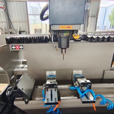アルミプロファイル加工センター CNC 掘削フレーシングマシン