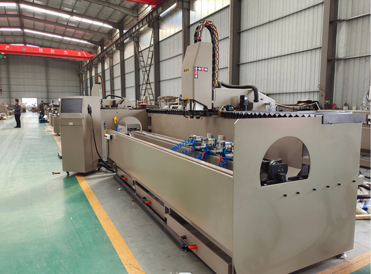 3200mm CNC コピールーター ツー・ヘッド アルミ製 窓ドアを作る機械