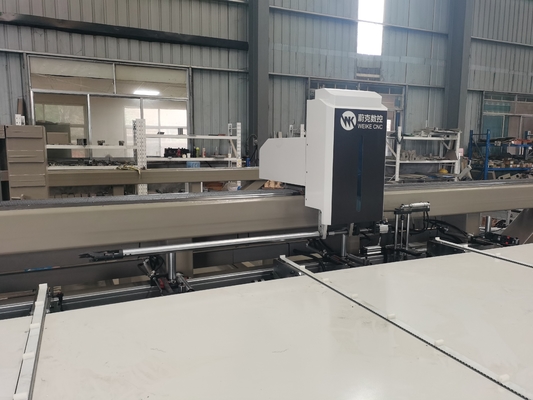 550mm サーブブレード CNC アルミ切削センター CNC シングルヘッド アルミ 窓 ドア カーテン 壁 機械