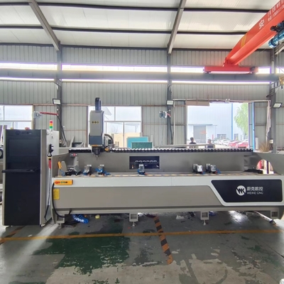 3 軸 アルミニウム CNC 機械加工センター 作業台 +90 ° から -90 ° に回転できます