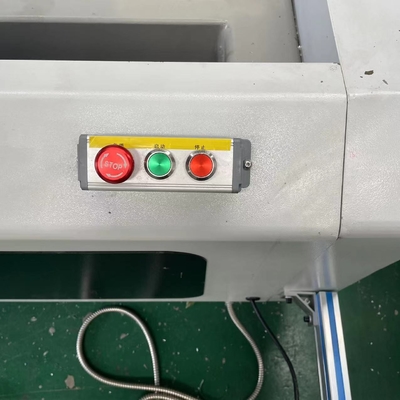 アルミニウム プロフィールCNCのマシニング センターCNCの切断の中心